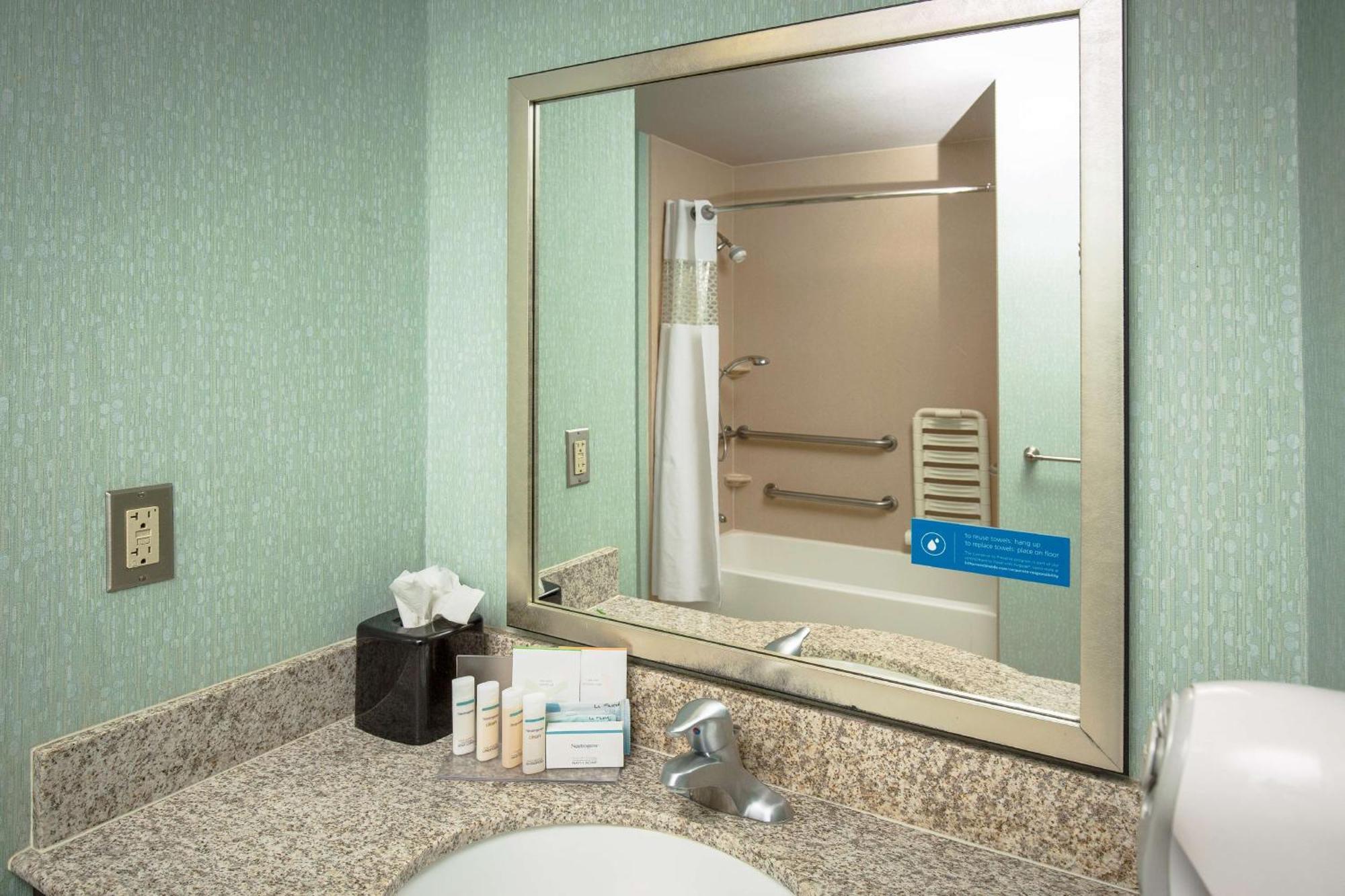 Hampton Inn & Suites Suisun City Waterfront Екстериор снимка