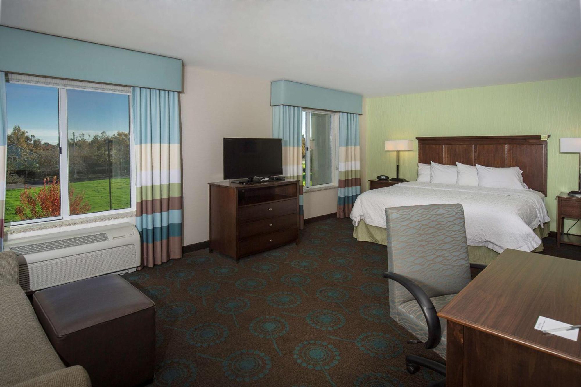 Hampton Inn & Suites Suisun City Waterfront Екстериор снимка