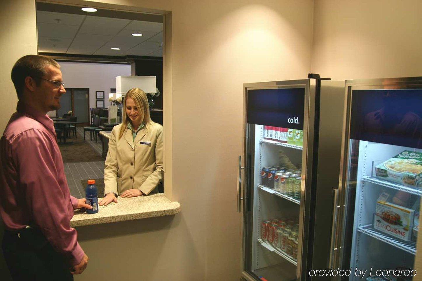 Hampton Inn & Suites Suisun City Waterfront Съоръжения снимка